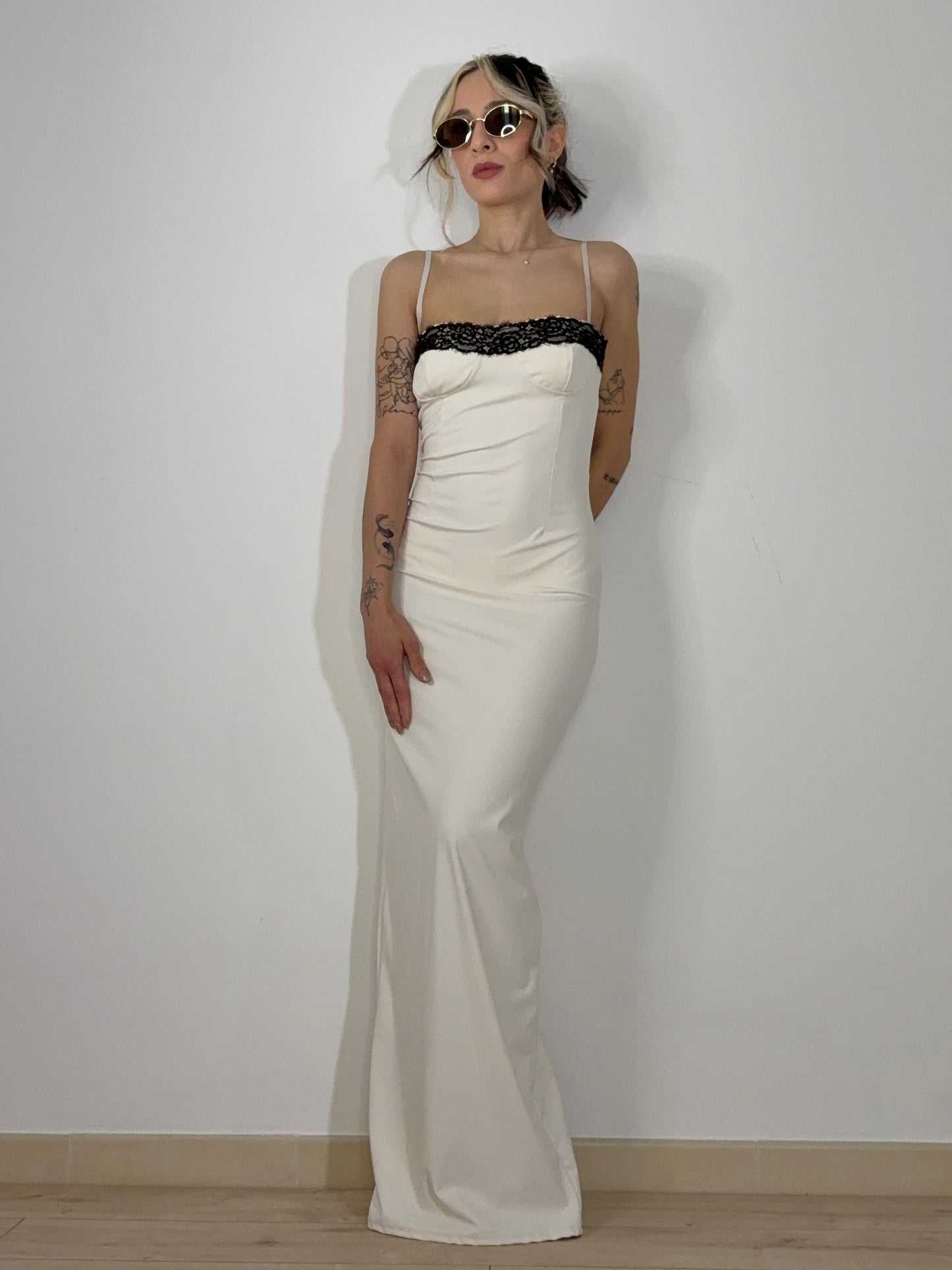 Abito Lungo Lace Glow
