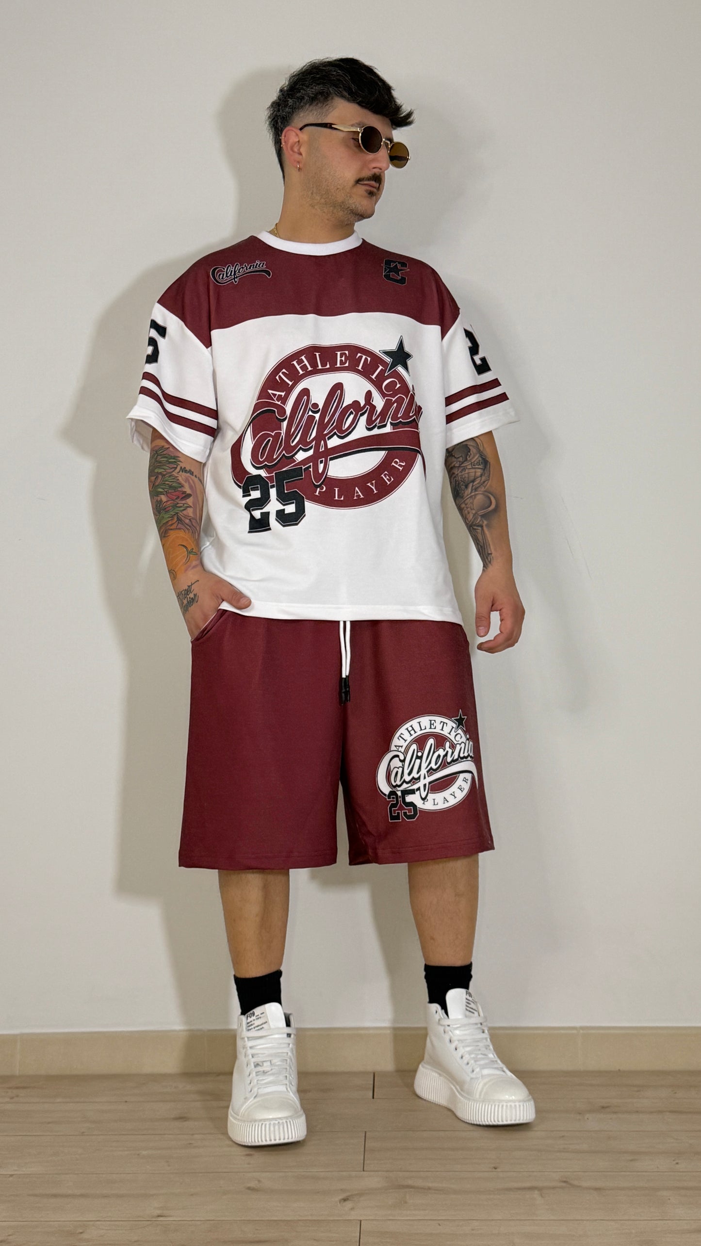 Completo Oversize California 25 Bordeaux & Bianco – T-Shirt + Bermuda Streetwear