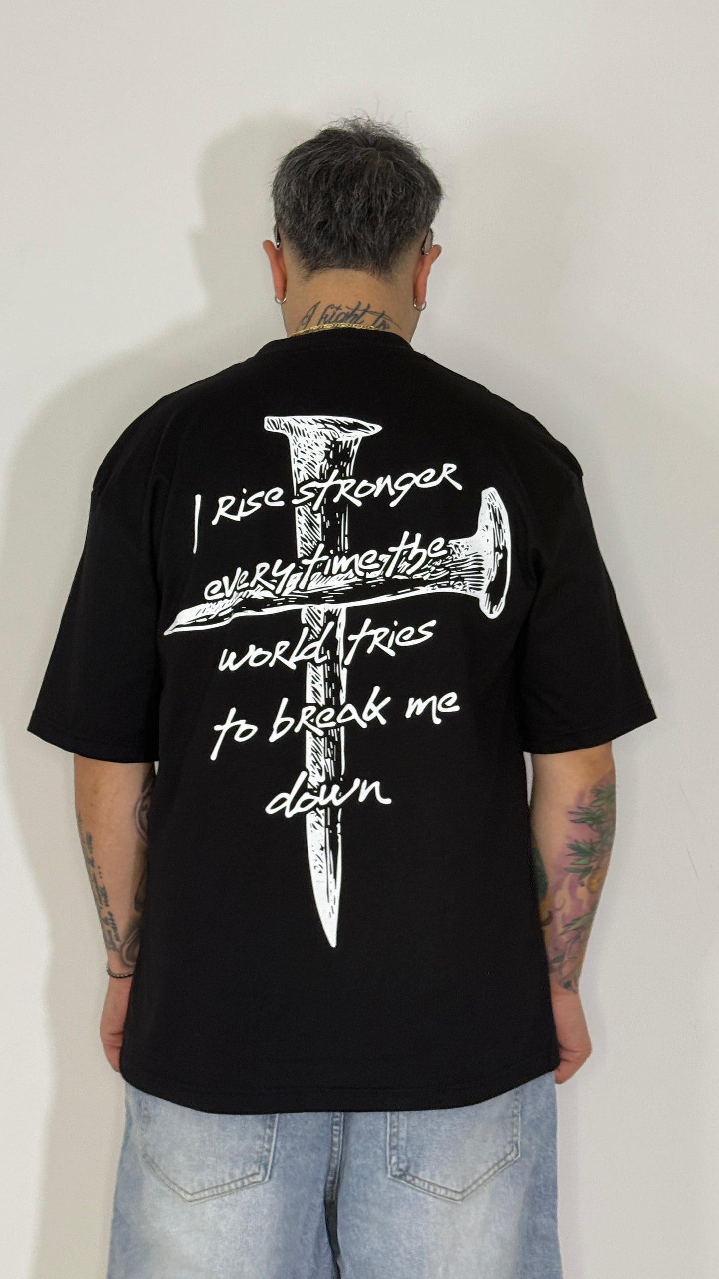 T-Shirt Oversize “Rise Stronger” Black Edition
