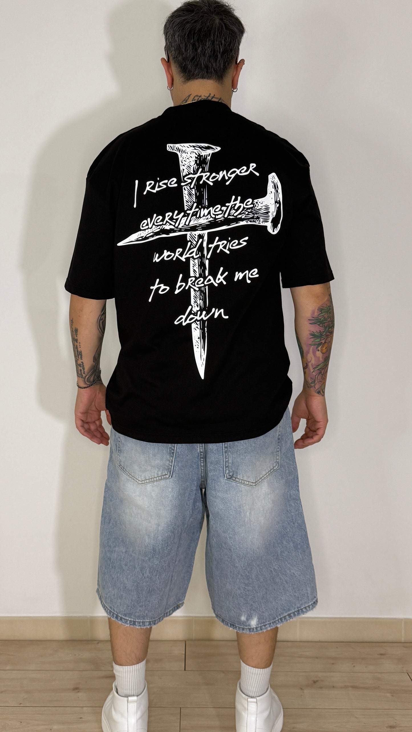 T-Shirt Oversize “Rise Stronger” Black Edition
