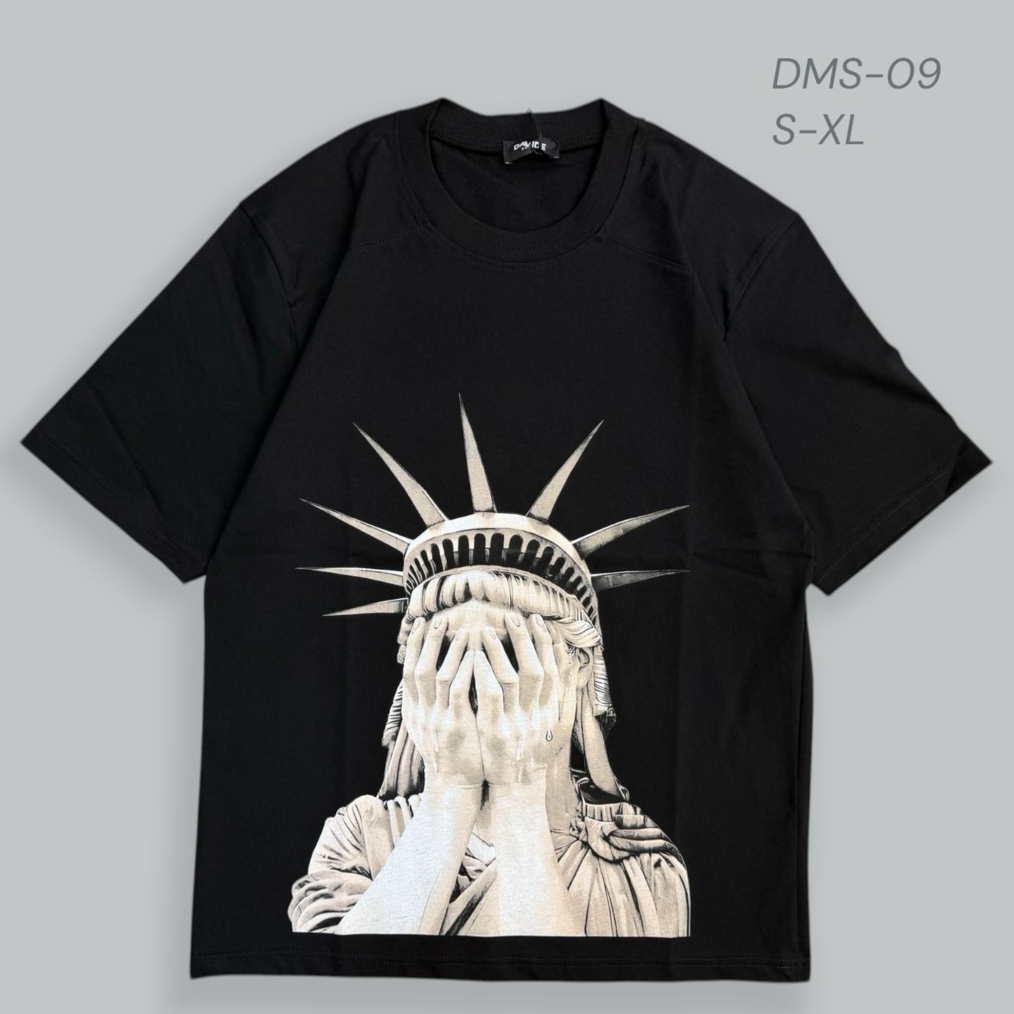 🗽 T-shirt Over Size “Statua della Libertà” Graphic Print